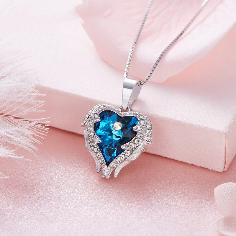 Explosive Style Angel Wings Necklace Women Fashion Jane