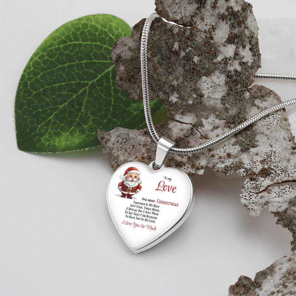 Elegant Heart Pendant Necklace: Cherishing Every Christmas Together.